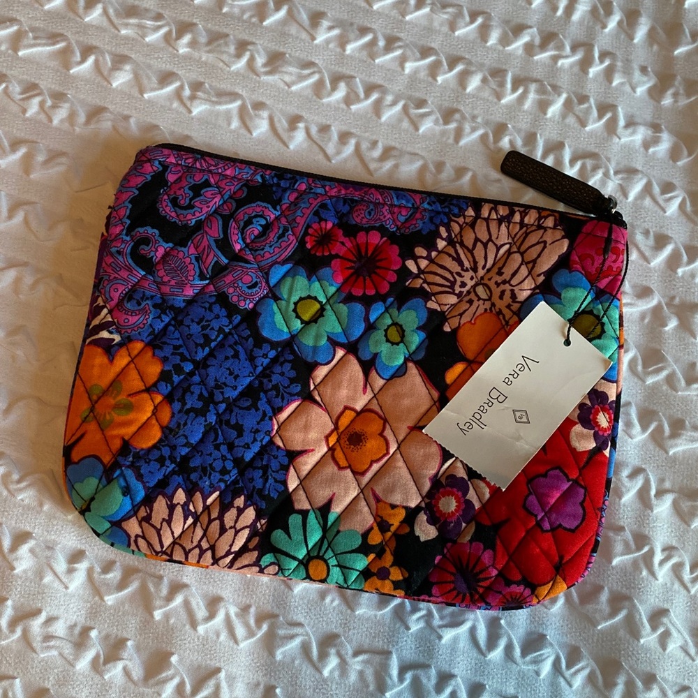NWT Vera Bradley Pouch